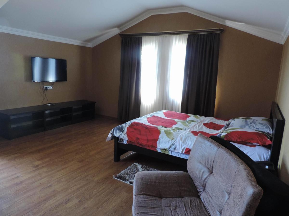 Hotel Emocia Natakhtari Bagian luar foto