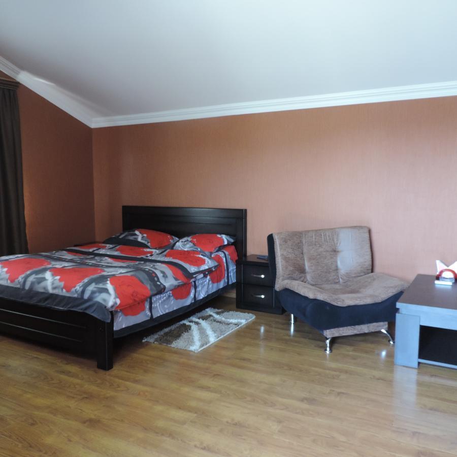 Hotel Emocia Natakhtari Bagian luar foto